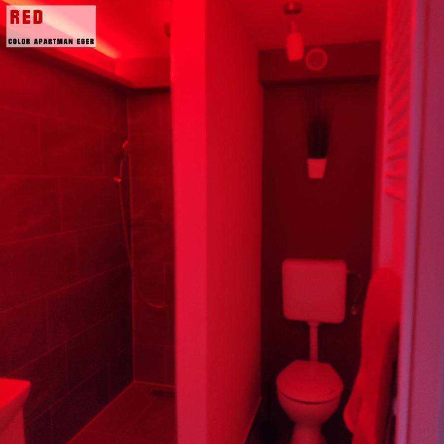 Color Apartmanok Eger Luaran gambar