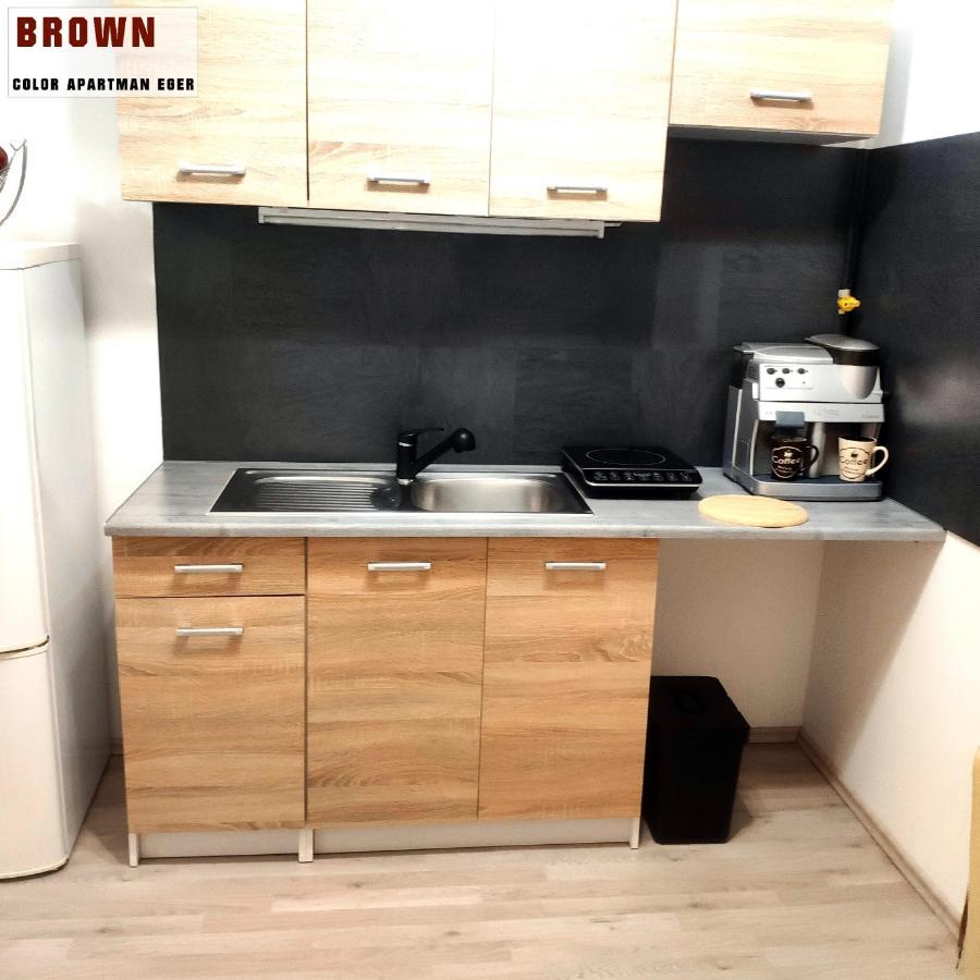 Color Apartmanok Eger Luaran gambar