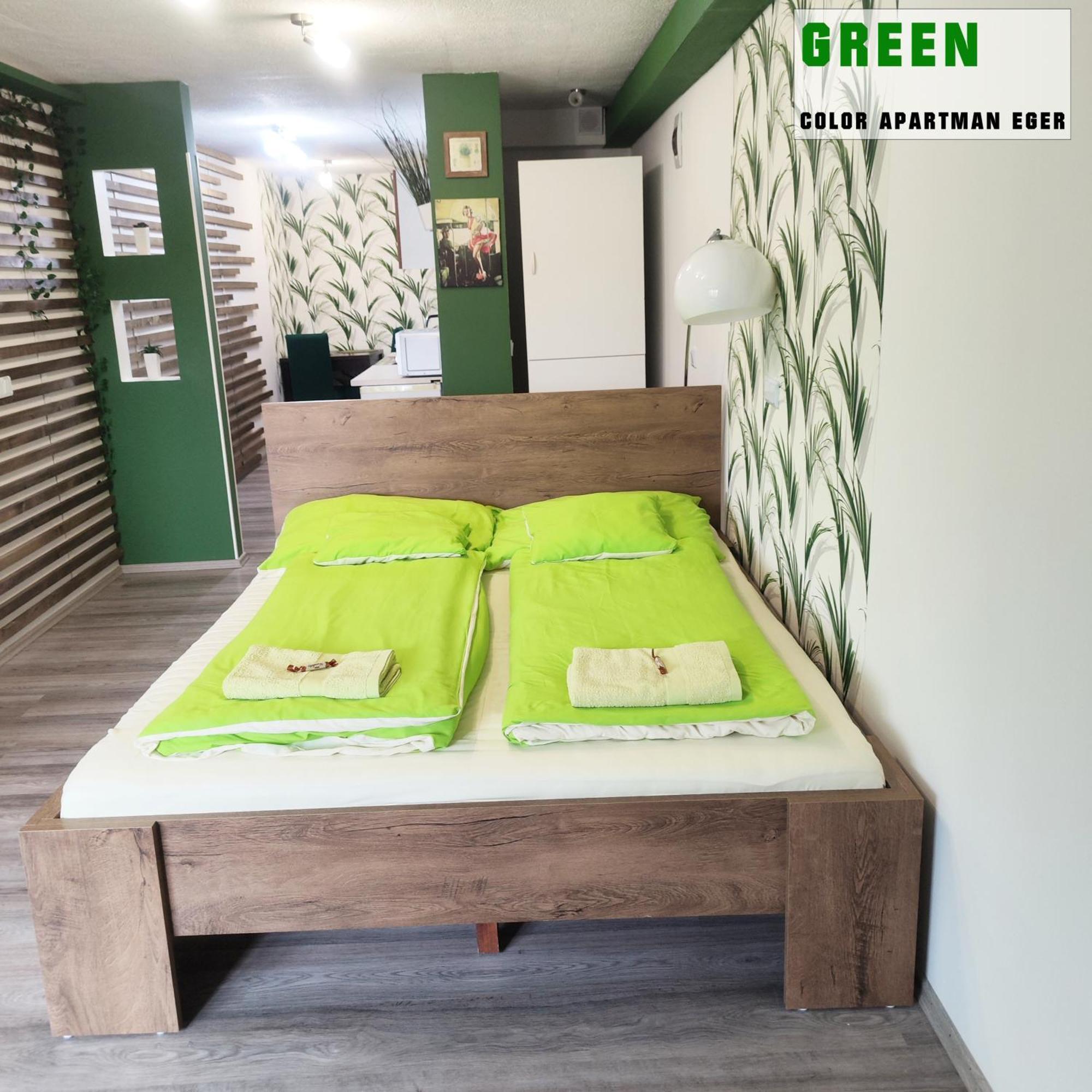 Color Apartmanok Eger Luaran gambar