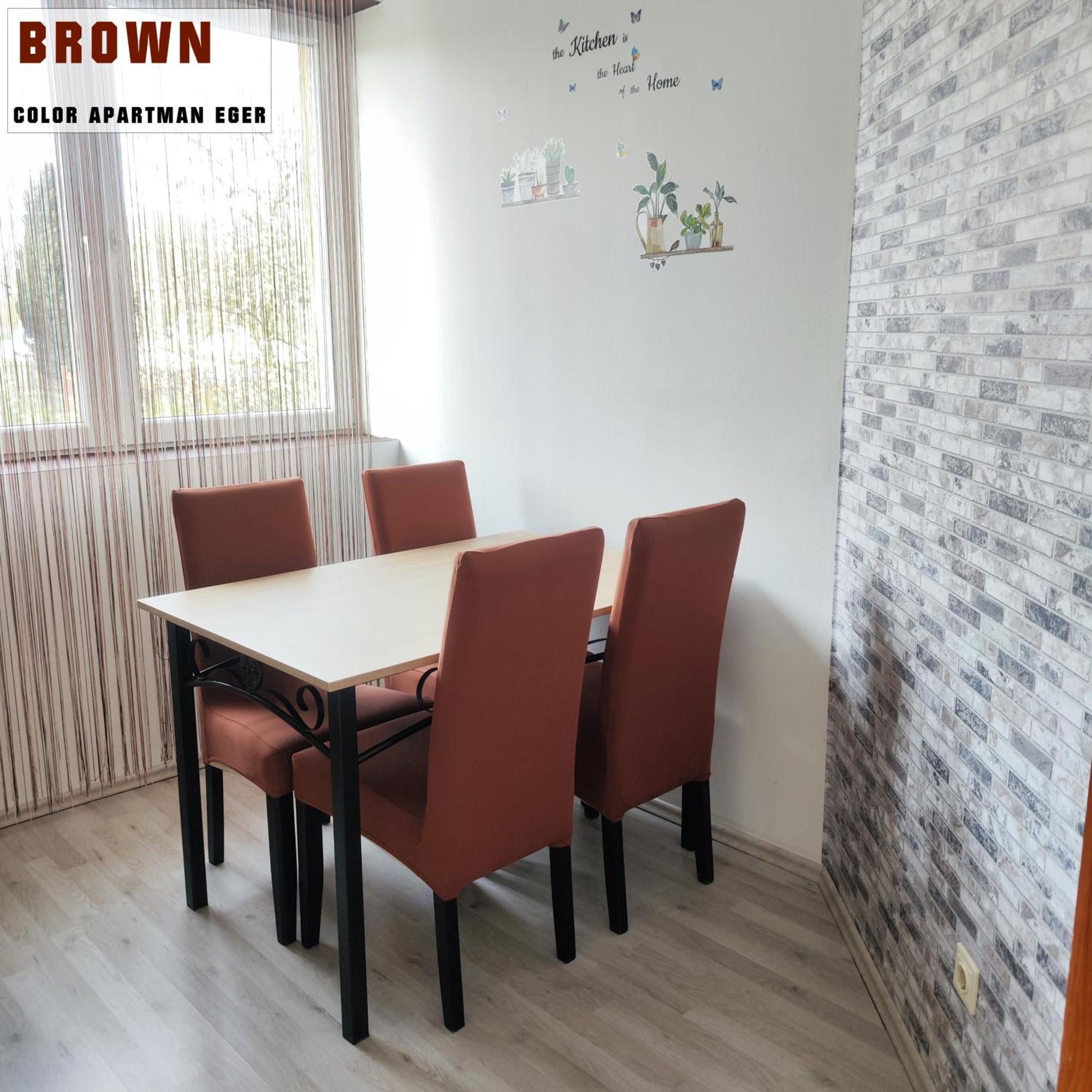 Color Apartmanok Eger Luaran gambar
